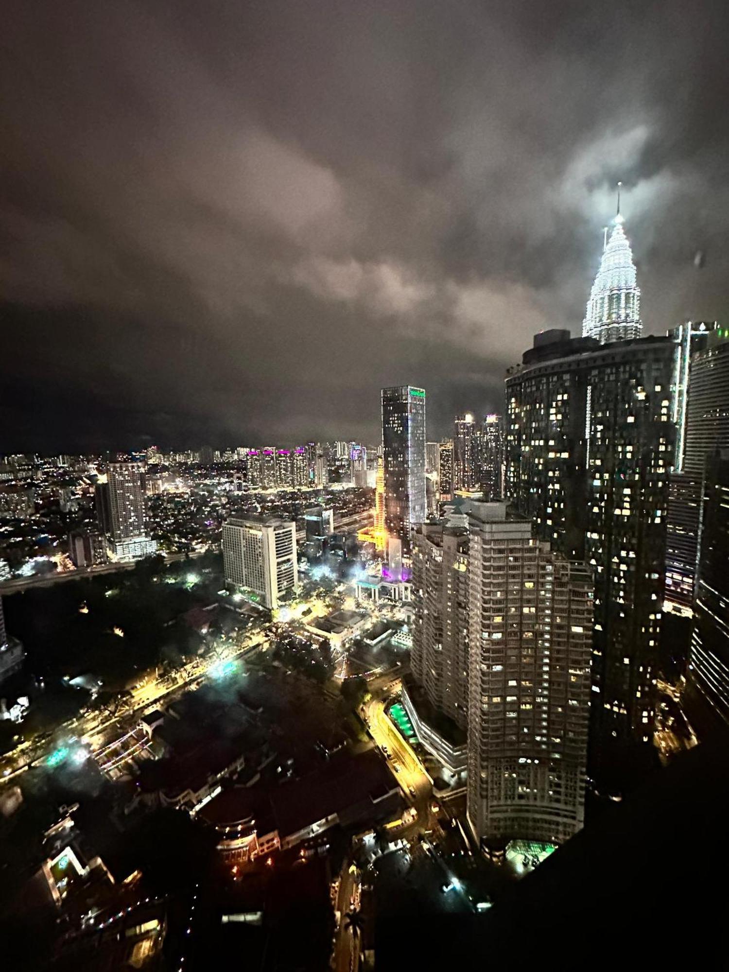 Vortex Hotel Suites Klcc At Kuala Lumpur City Center Buitenkant foto